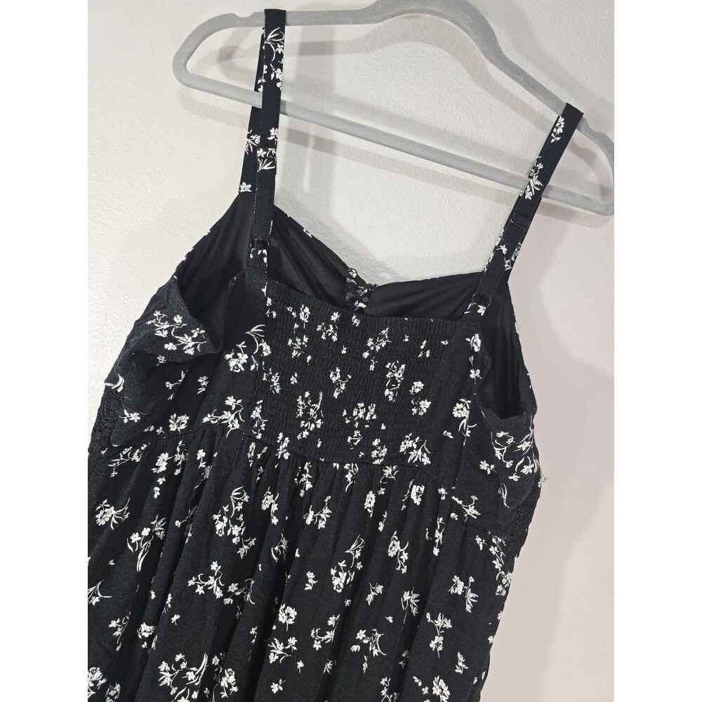 Torrid  Maxi Lace-Up Dress Black & White Floral Boho Cottagecore Size 1 1x BL - Picture 7 of 8